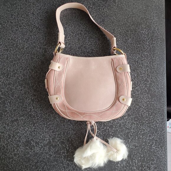 Burberry ! Furry with pom pom pink shoulder bag - Picture 16 of 17